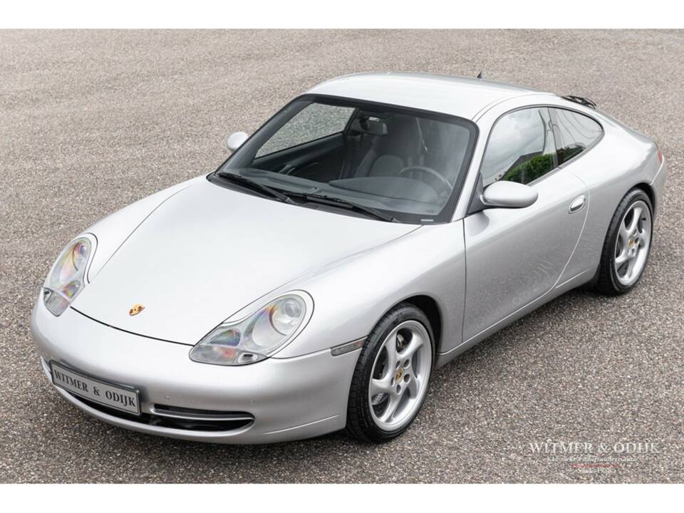 Immagine 2/12 di Porsche 911 Carrera 4 (1999)