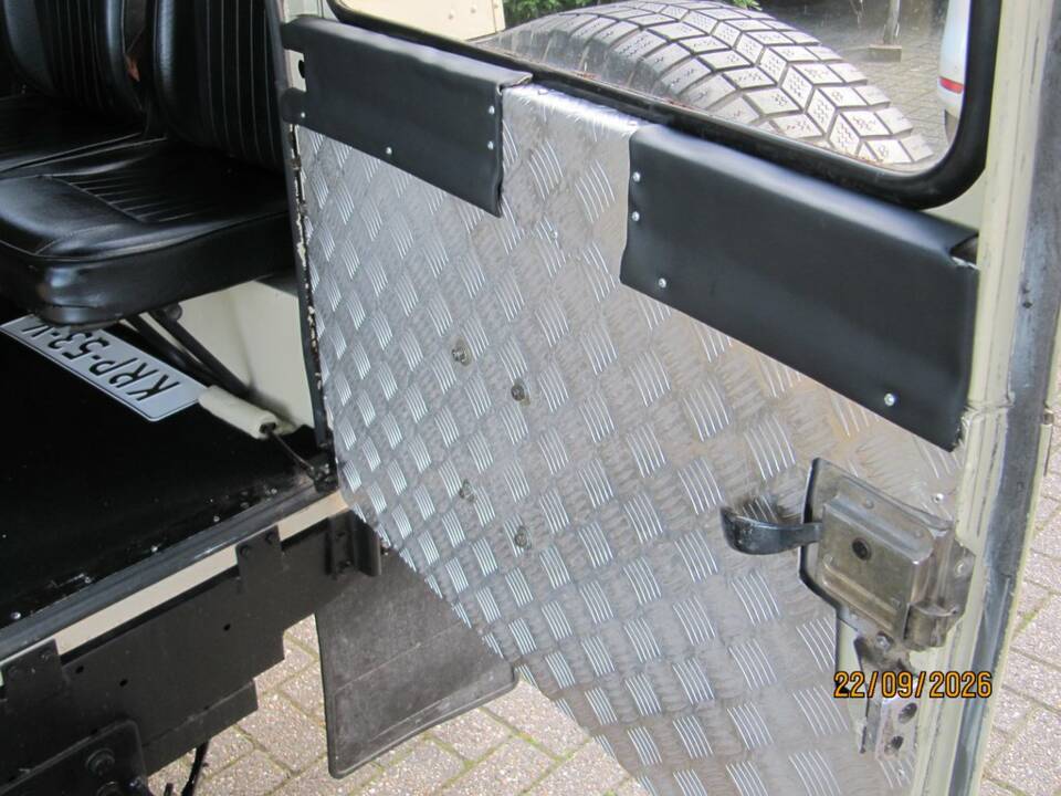 Bild 7/8 von Land Rover 109 (1983)