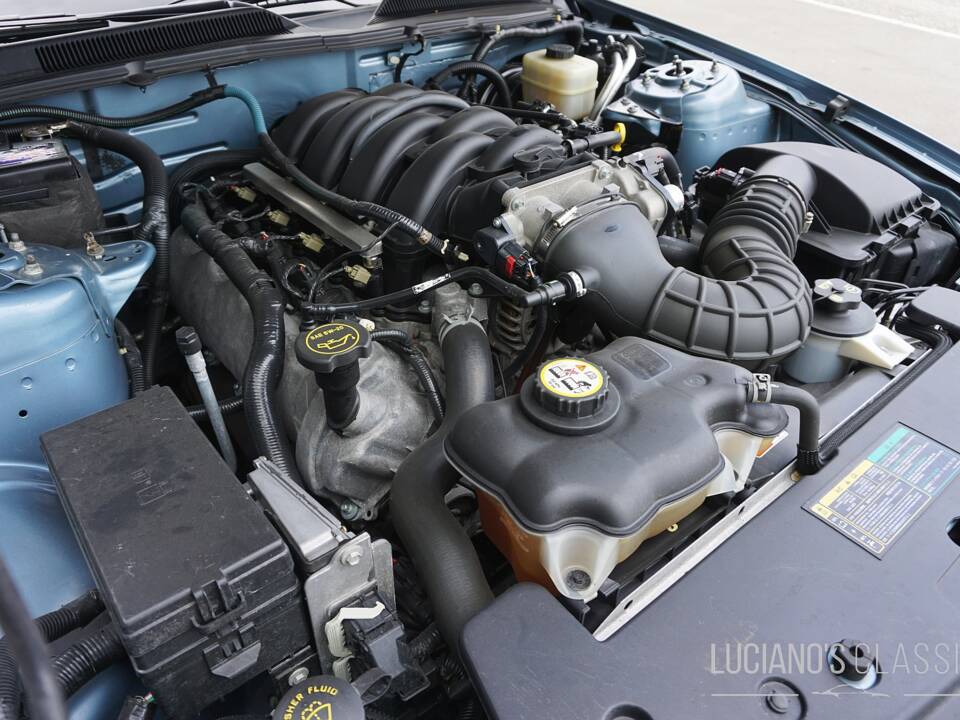 Bild 54/63 von Ford Mustang GT (2005)