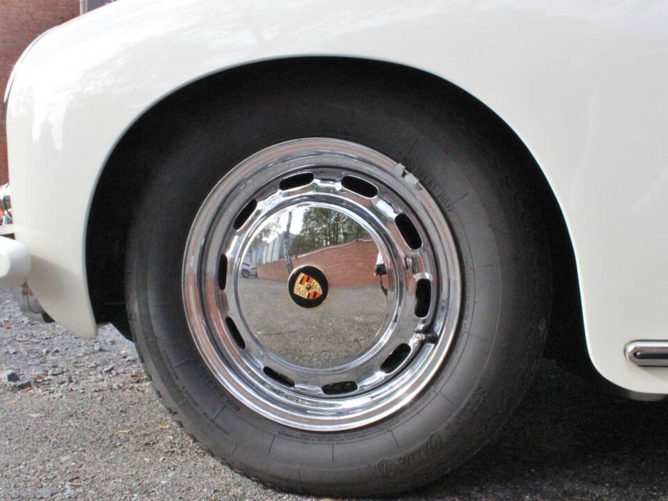 Immagine 17/22 di Porsche 356 C 1600 SC (1964)