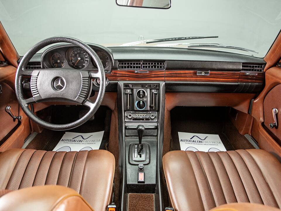 Bild 10/30 von Mercedes-Benz 350 SE (1976)