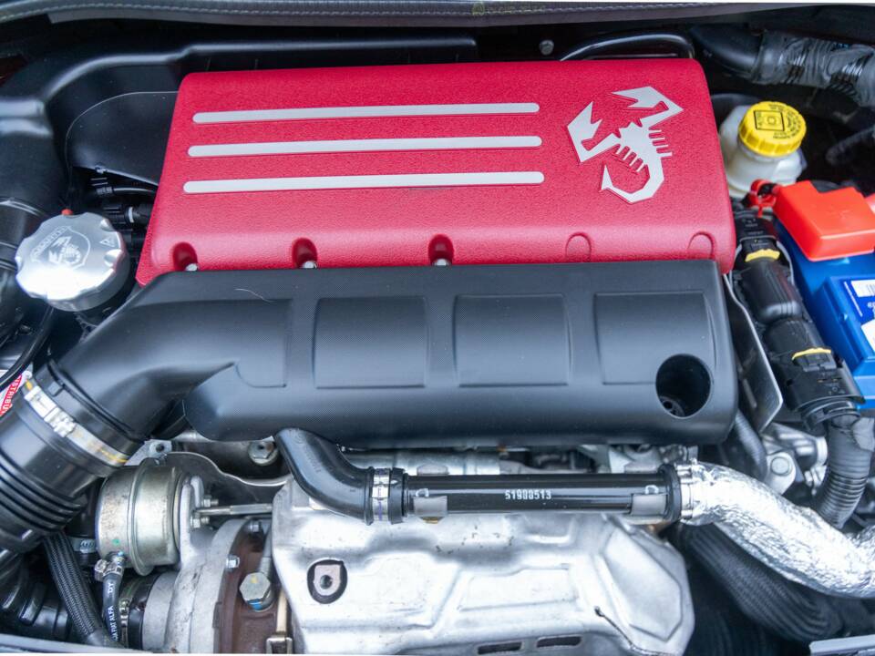 Afbeelding 26/50 van Abarth 695 "Edizione Maserati" (2013)