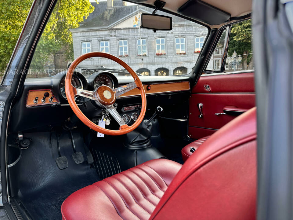 Afbeelding 17/84 van Alfa Romeo Giulia 1600 GT Junior (1972)