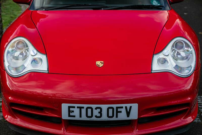 Immagine 29/40 di Porsche 911 GT3 Clubsport (2000)