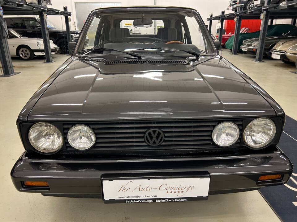 Bild 20/35 von Volkswagen Golf Mk I Convertible 1.8 (1990)