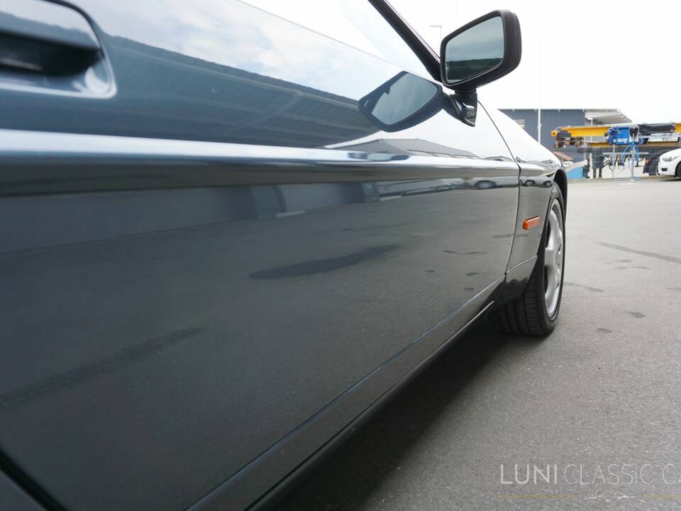 Immagine 28/46 di Porsche 928 S4 (1988)