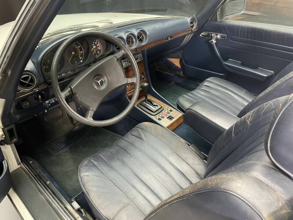 Image 2/8 of Mercedes-Benz 380 SL (1983)
