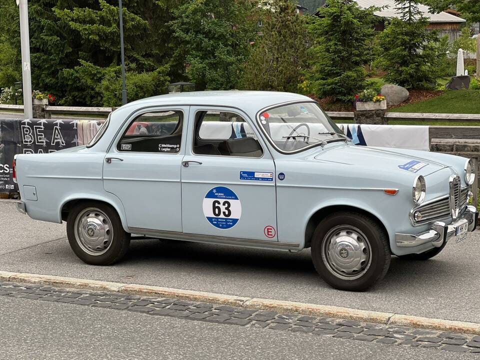 Image 83/87 of Alfa Romeo Giulietta TI (1963)