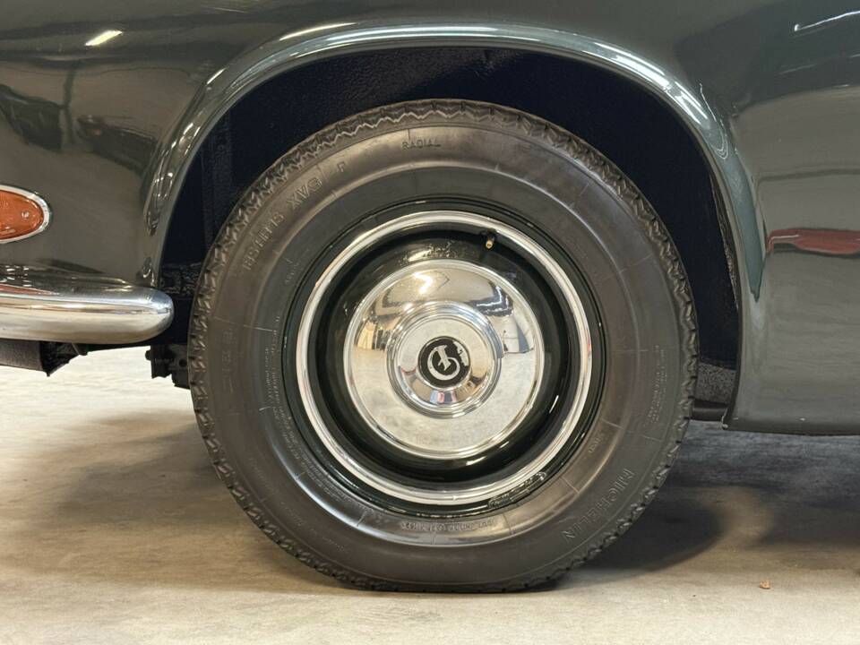 Bild 25/50 von Daimler Sovereign 420 (1968)