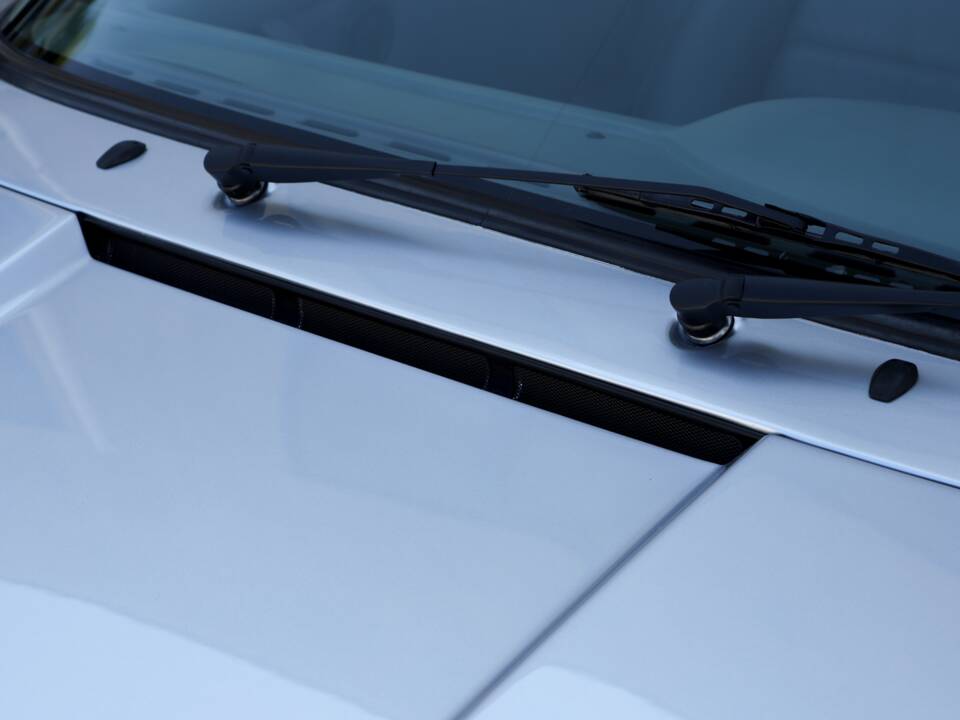 Image 20/46 of Porsche 911 Carrera 2 (1991)