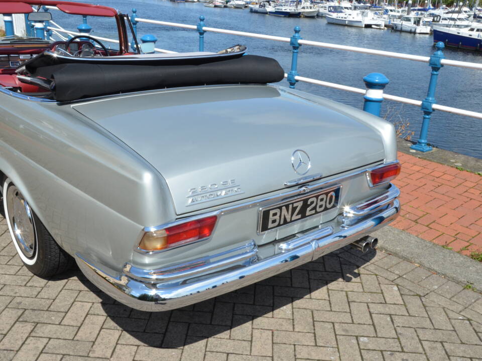 Bild 17/32 von Mercedes-Benz 280 SE (1969)