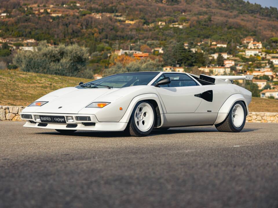 Image 3/73 of Lamborghini Countach LP 400 S (1980)