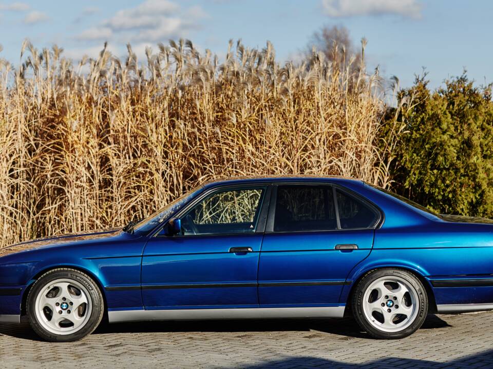 Bild 2/18 von BMW M5 (1992)