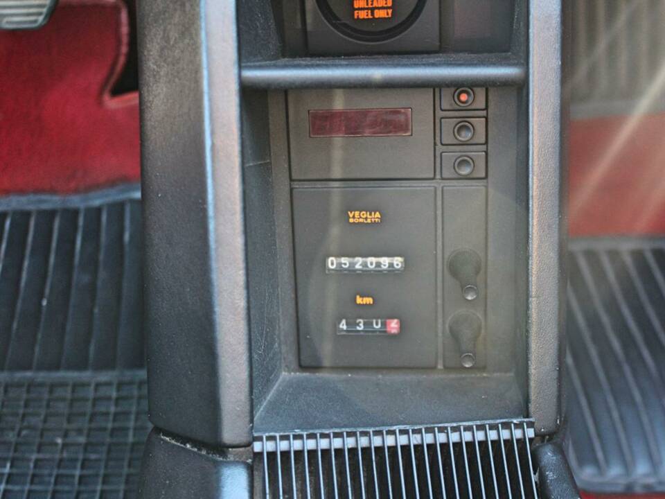 Image 12/22 de Ferrari Testarossa (1991)