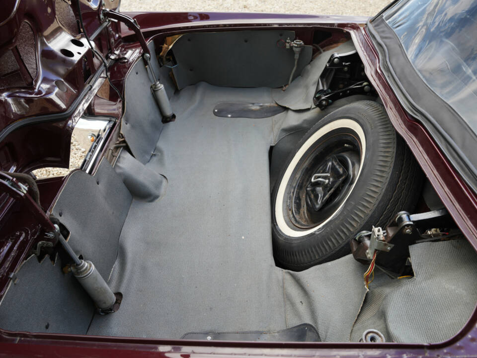 Immagine 42/50 di Ford Thunderbird (1960)