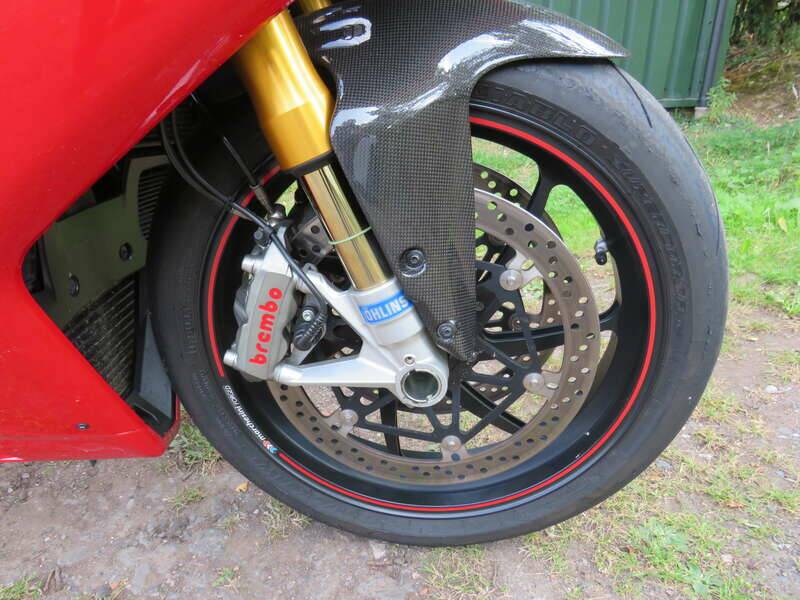 Immagine 32/46 di Ducati DUMMY (2012)