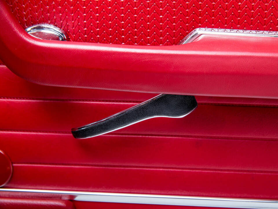 Image 39/50 of BMW 3.0 CS (1972)