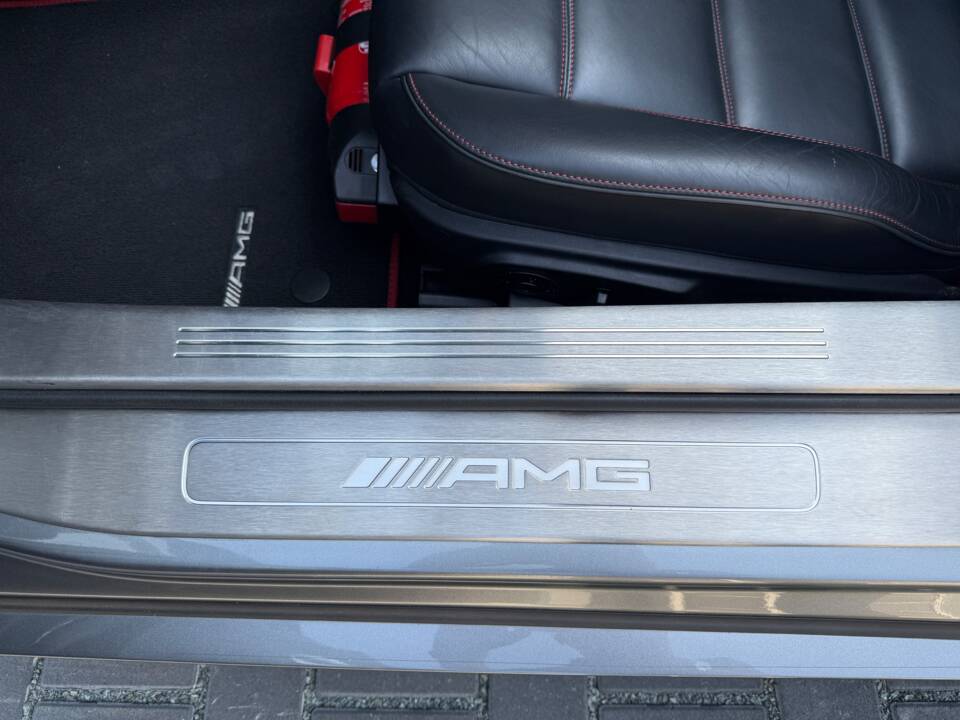 Image 31/40 of Mercedes-Benz SLS AMG GT Roadster (2013)
