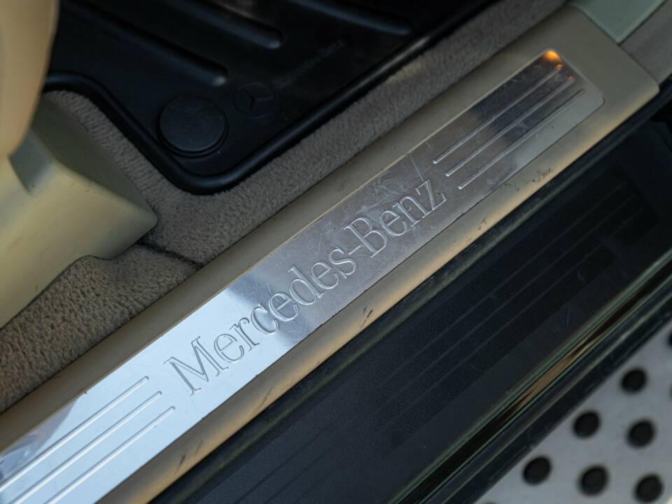 Image 22/50 of Mercedes-Benz ML 320 CDI (2006)