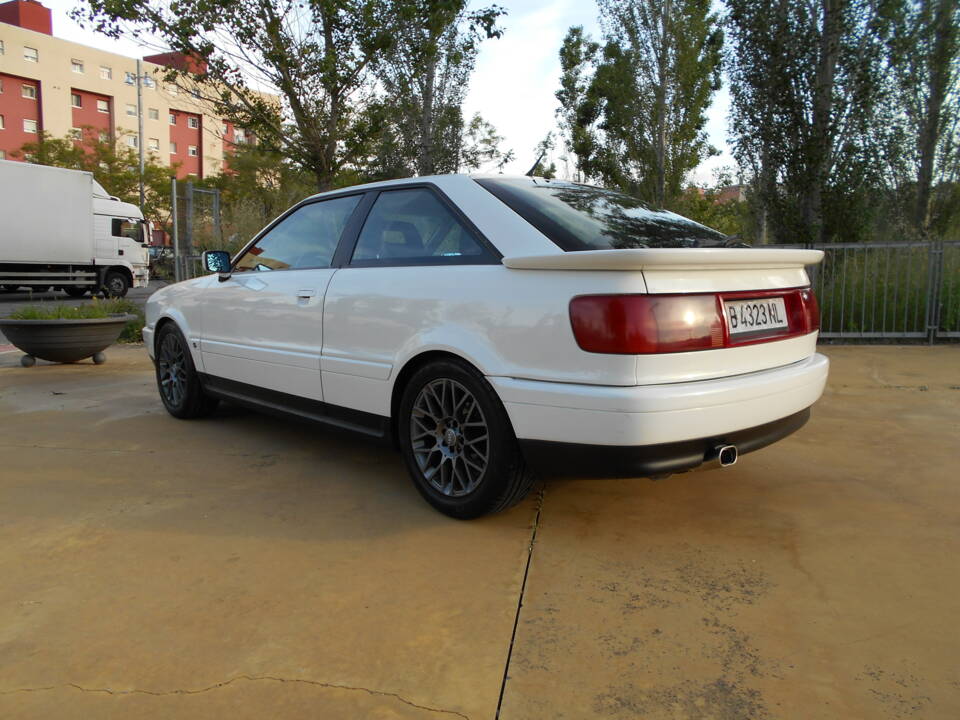 Bild 4/23 von Audi Coupe - 2.3E (1992)
