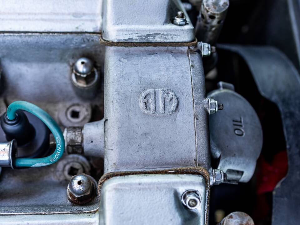 Image 57/62 of Aston Martin DB 6 (1967)