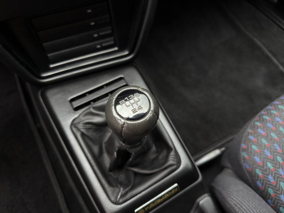 Bild 32/40 von Volkswagen Corrado 2.0 16V (1991)