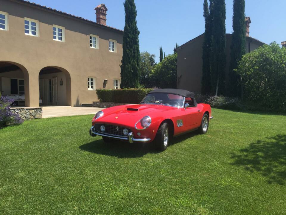 Bild 14/50 von Ferrari 250 GTE (1962)