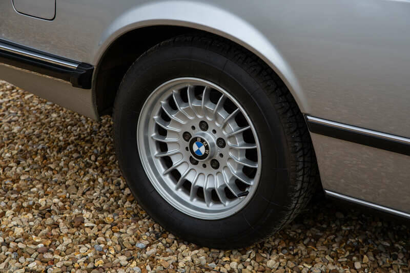 Image 24/50 of BMW 635 CSi (1982)
