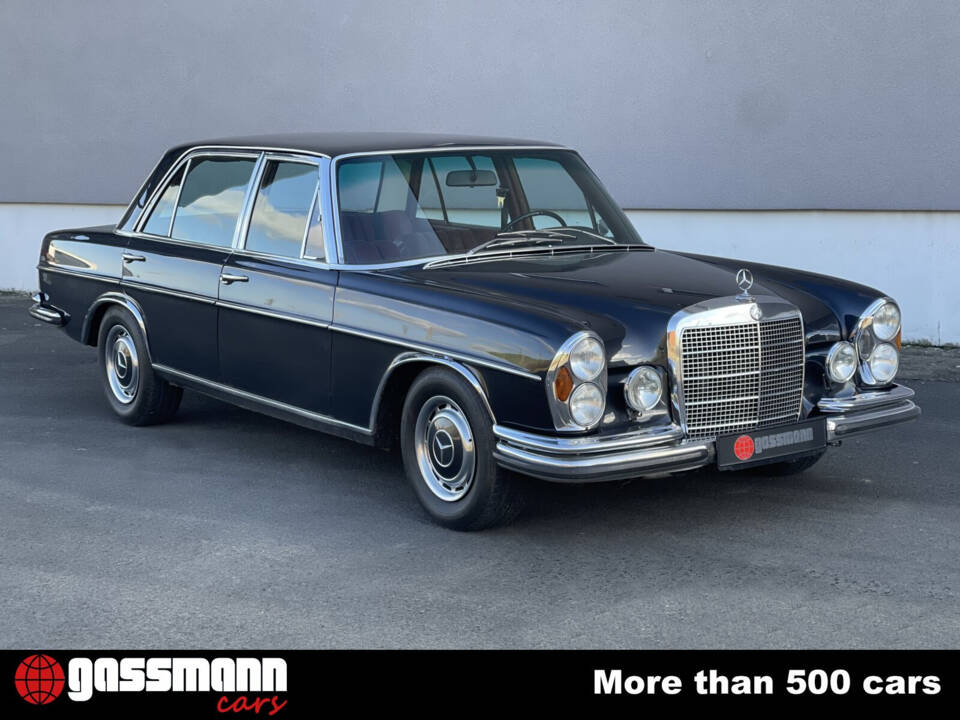 Image 3/15 de Mercedes-Benz 300 SEL 6.3 (1972)