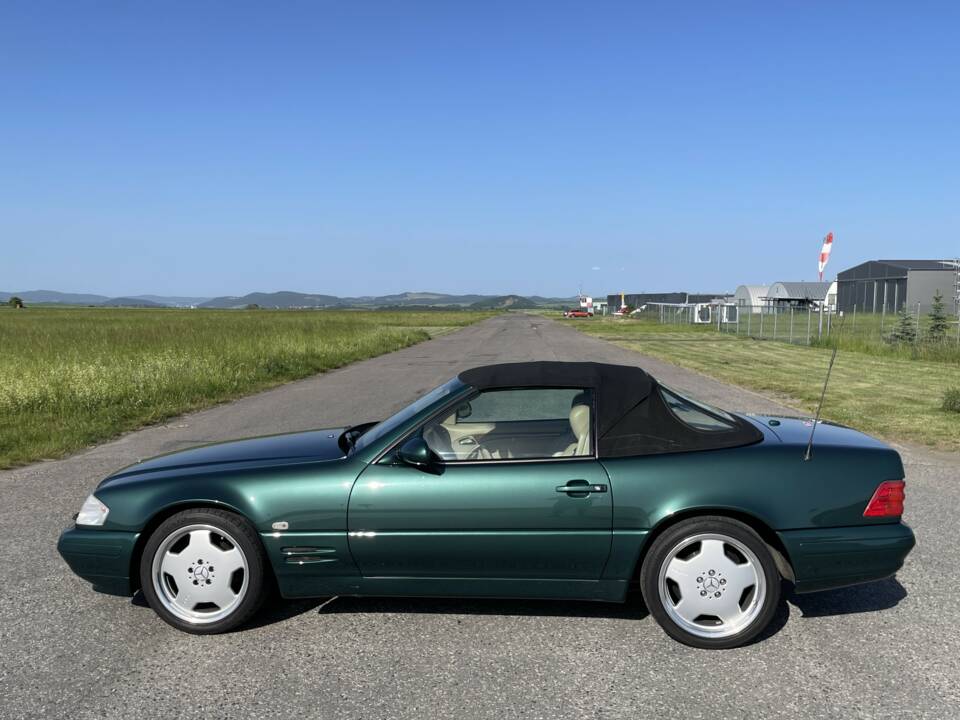 Image 11/39 de Mercedes-Benz SL 320 (1999)