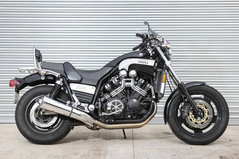 Image 1/37 of Yamaha V-Max 1200 (2000)