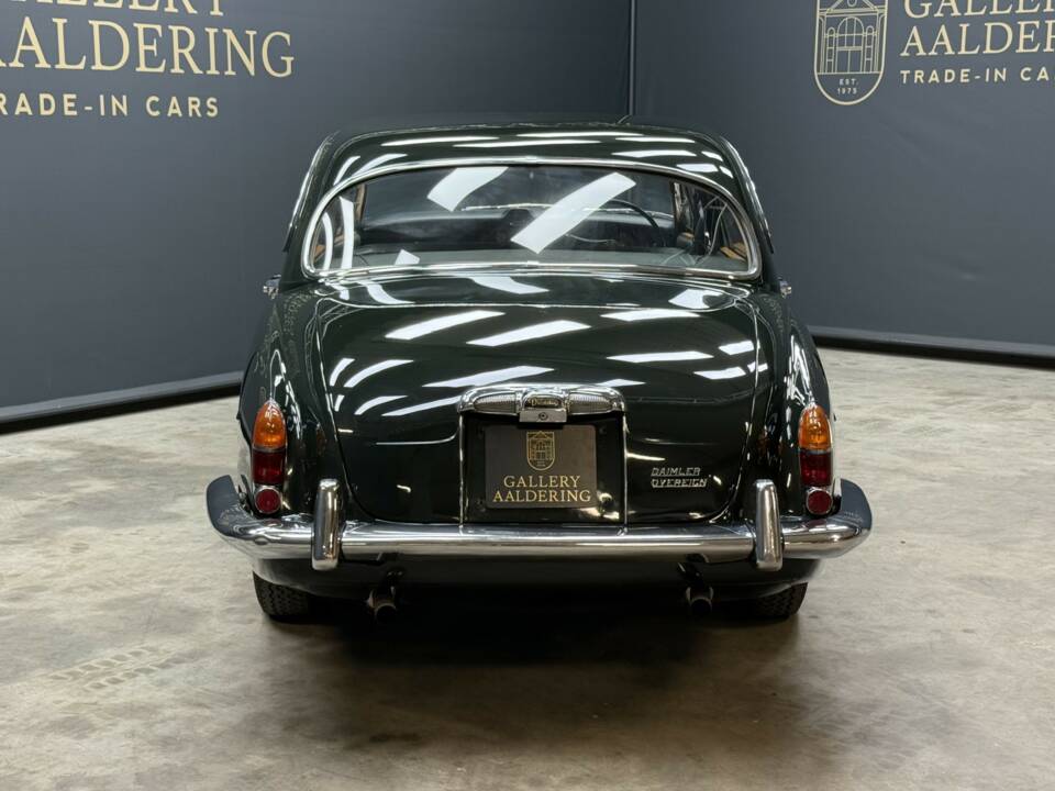 Bild 6/50 von Daimler Sovereign 420 (1968)