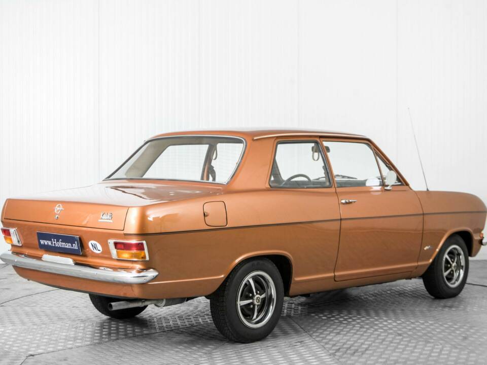 Imagen 2/50 de Opel Kadett 1,2 S (1972)