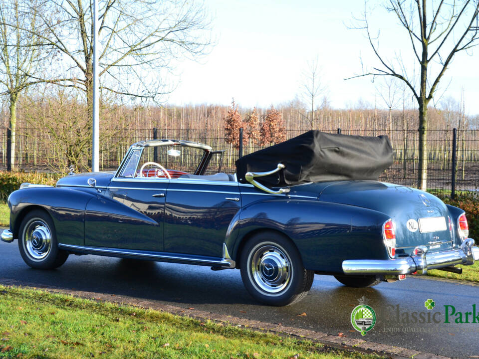 Imagen 3/50 de Mercedes-Benz 300 d Cabriolet D (1958)