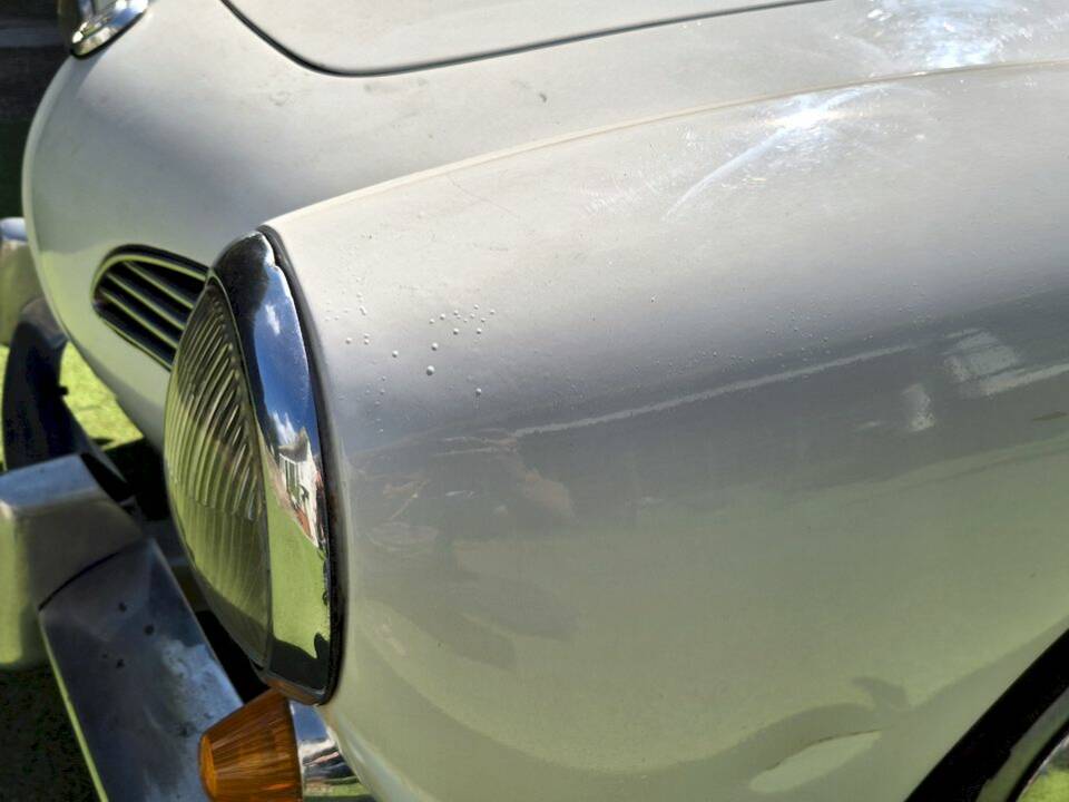 Image 55/71 of Volkswagen Karmann Ghia 1200 (1962)