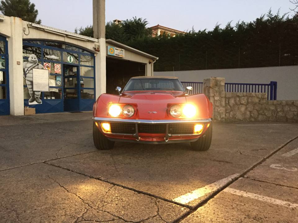 Image 39/120 of Chevrolet Corvette Stingray (1970)