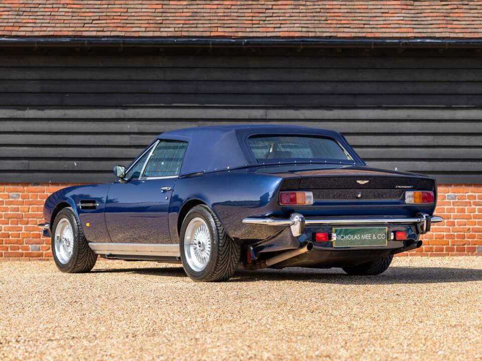 Image 4/50 of Aston Martin V8 EFi Volante (1987)