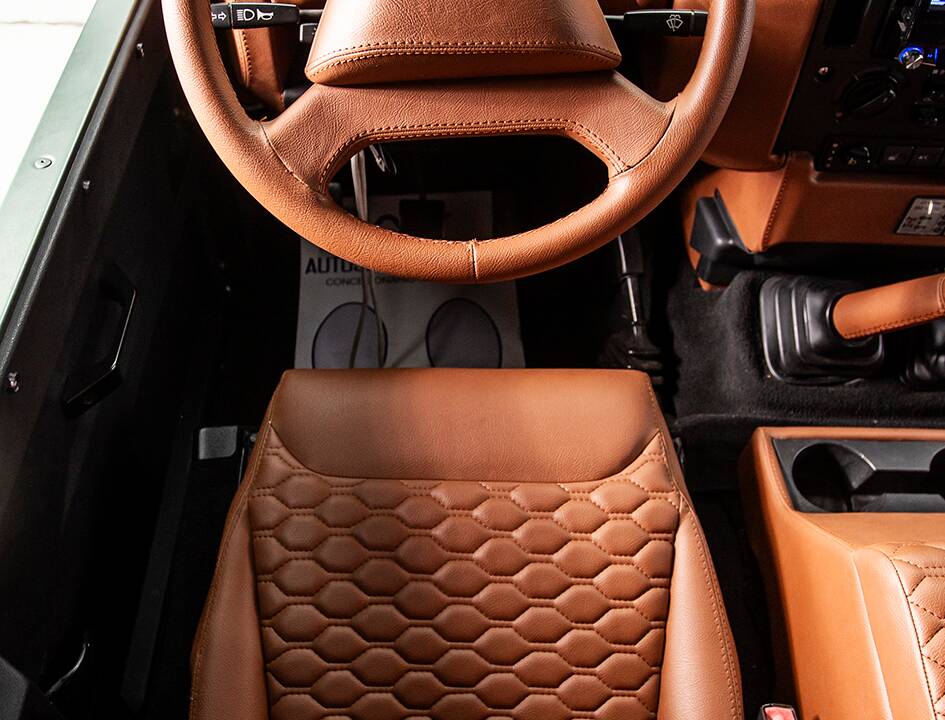 Image 20/44 of Land Rover Defender 90 (2011)