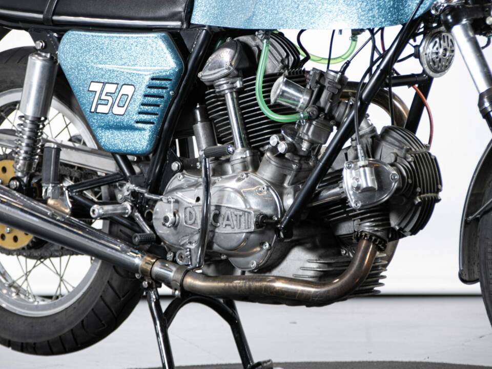 Image 24/50 of Ducati 750 GT (1972)