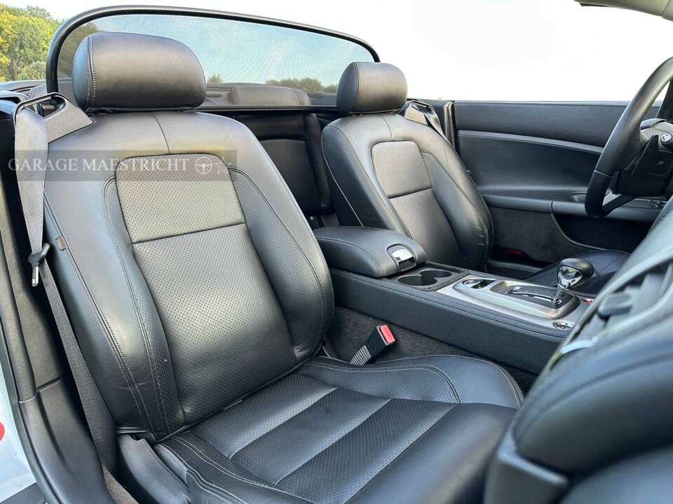 Image 71/84 de Jaguar XK 4.2 (2006)