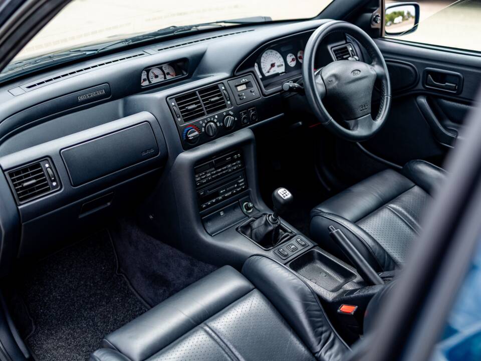 Image 16/43 de Ford Escort RS Cosworth (1996)