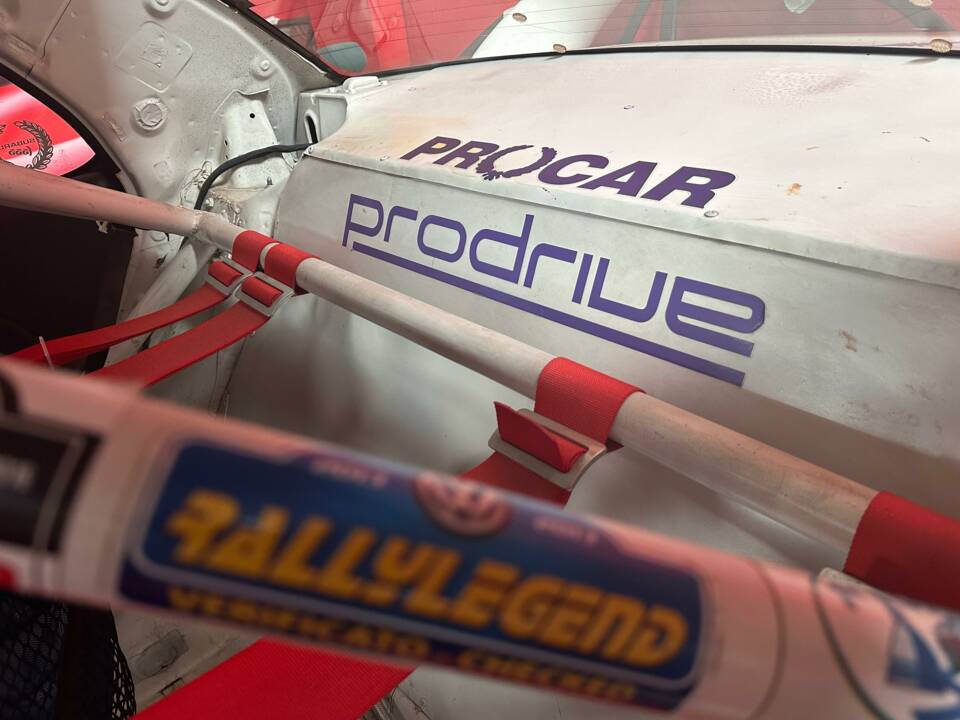 Image 18/22 of Subaru Impreza GT Turbo (1997)