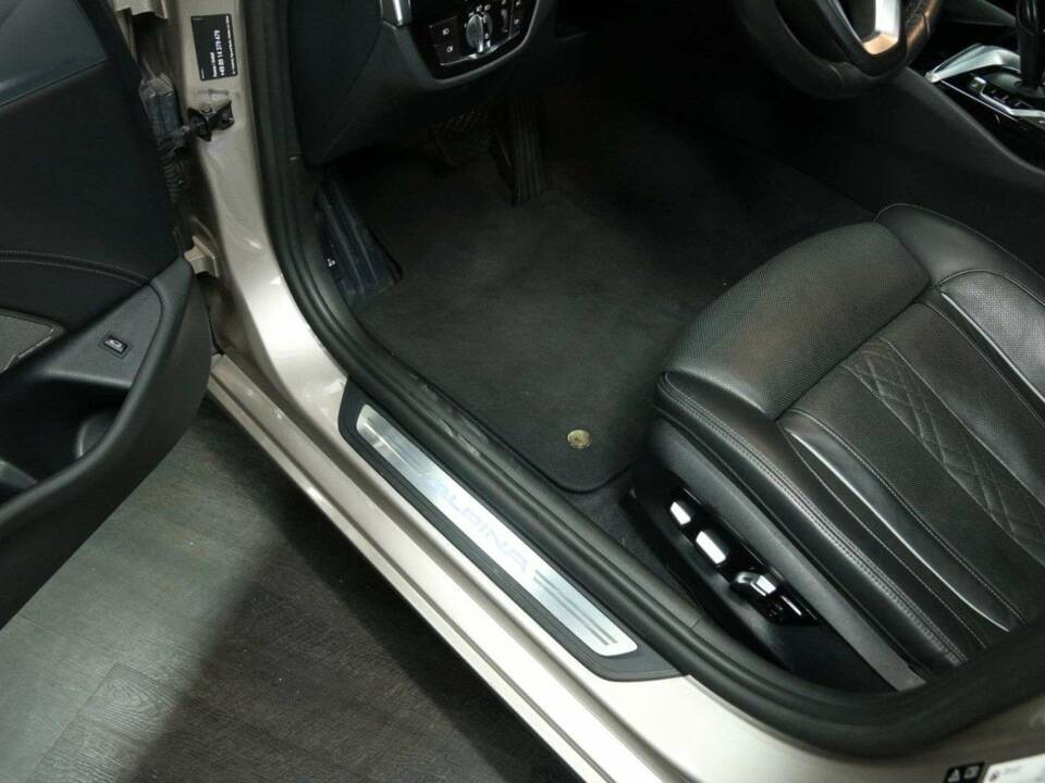 Image 10/50 of ALPINA B5 Biturbo AWD (2017)