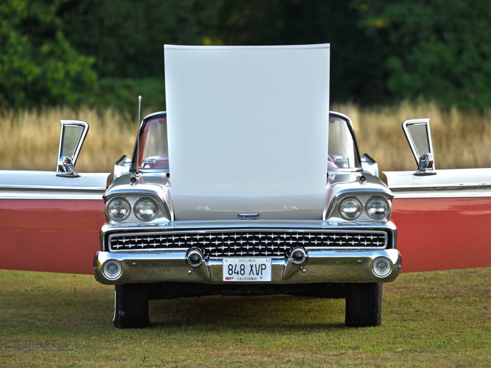 Bild 33/50 von Ford Fairlane 500 Skyliner (1959)