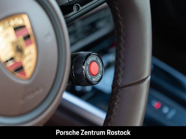 Obraz 15/32 pojazdu Porsche 911 Carrera 4S (1900)