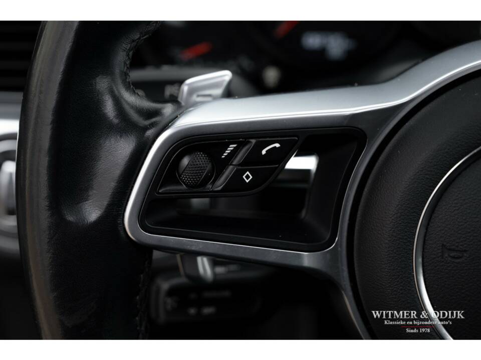 Bild 22/31 von Porsche 911 Carrera (2016)