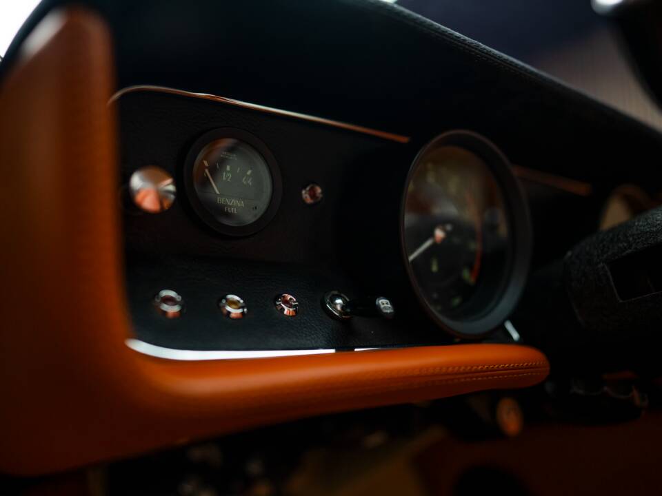 Bild 44/100 von Maserati Ghibli (1968)