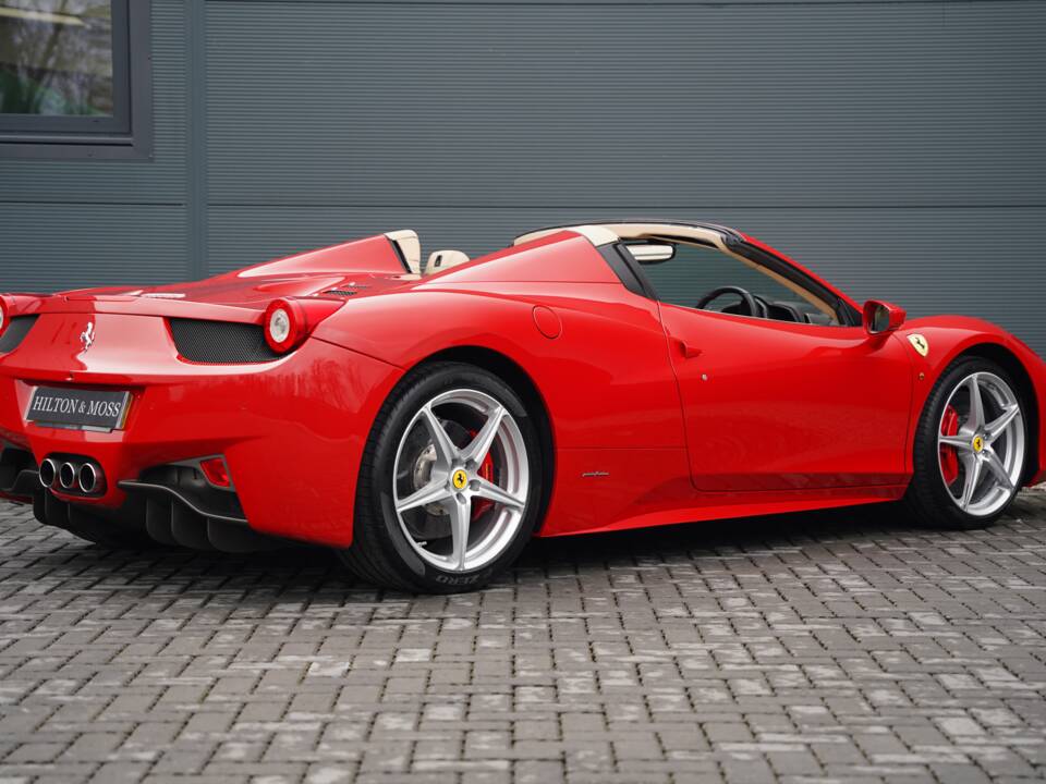 Bild 5/50 von Ferrari 458 Spider (2013)