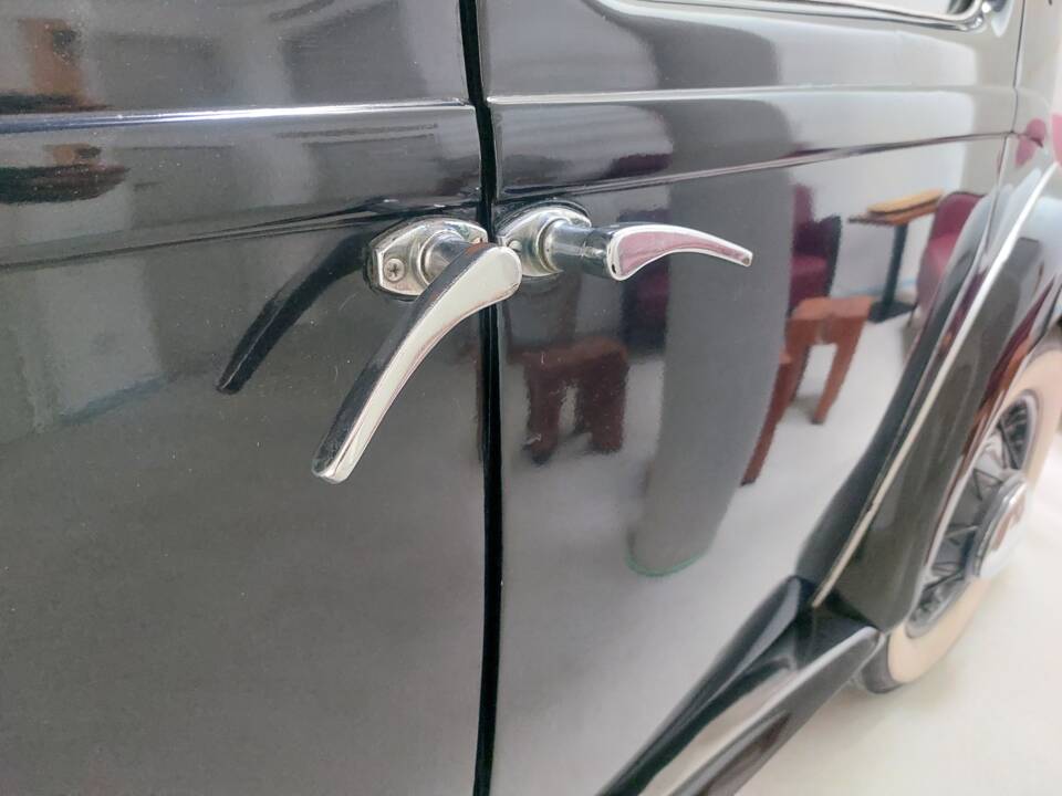 Image 22/27 of Lancia Ardea (1939)