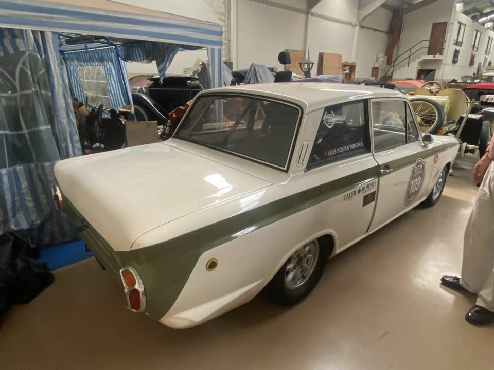 Afbeelding 6/7 van Ford Lotus Cortina (1965)